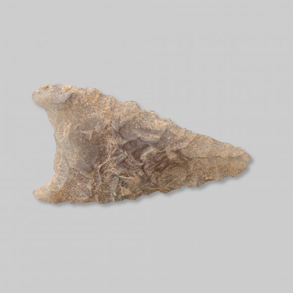 Pfeilspitze Feuerstein | Foto: Michael Schmahl (© Landesamt für Archäologie Sachsen)