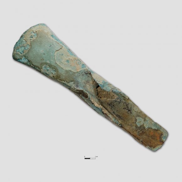 Mittelständiges Lappenbeil | Foto: Uwe Schroeder (© Landesamt für Archäologie Sachsen)