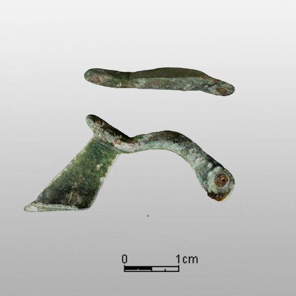 Fibel mit hohem Nadelhalter - Fibel mit hohem Nadelhalter