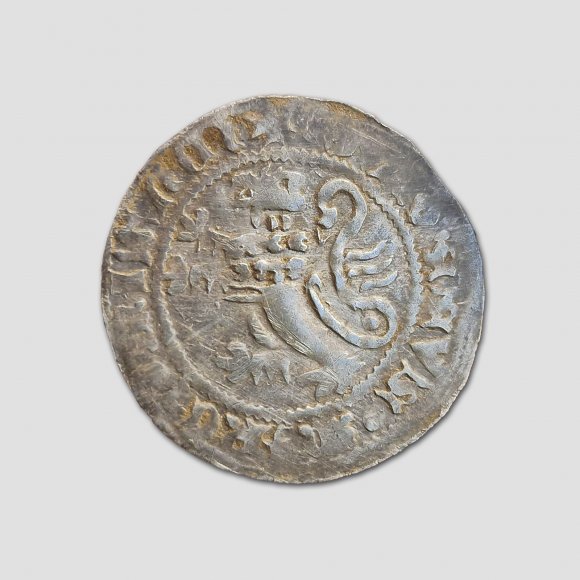 Breiter Groschen | Foto: Jens Heidrich (© Landesamt für Archäologie Sachsen) Breiter Groschen - Silbermünze, Abbildungen von Meißner Löwe und Lilienkreuz (⌀ 29 mm)